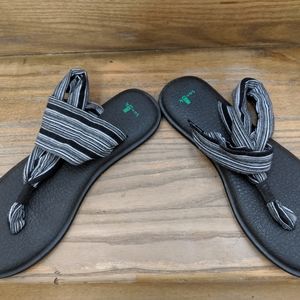 Sanuk Yoga Slings